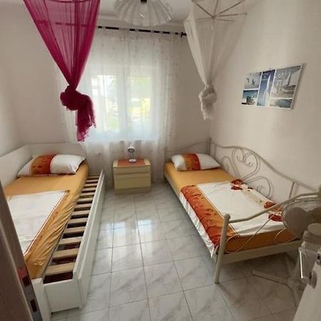 Apartments By The Sea Businci, Ciovo - 9450 Trogir Exteriör bild
