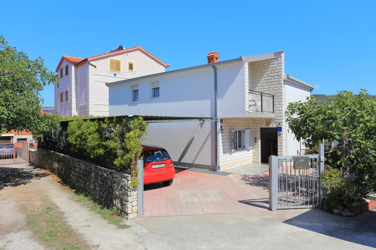 Apartments By The Sea Businci, Ciovo - 9450 Trogir Exteriör bild
